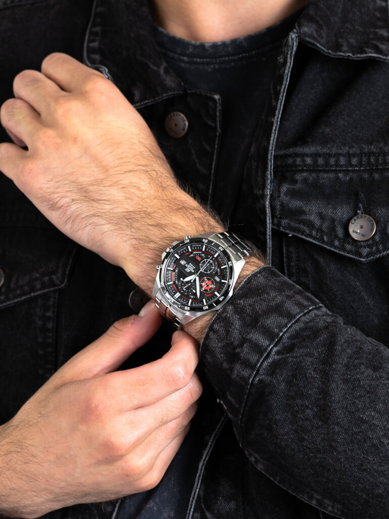 Edifice EFR-556DB-1AVUEF